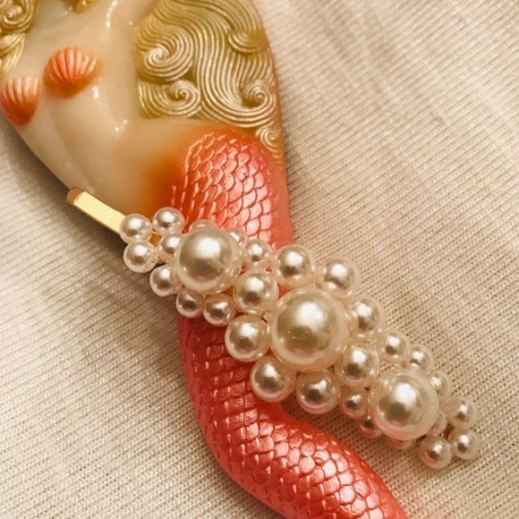 Faux White Pearl Covered Barrette/Bobbie Pin  NWOT - Picture 1 of 6